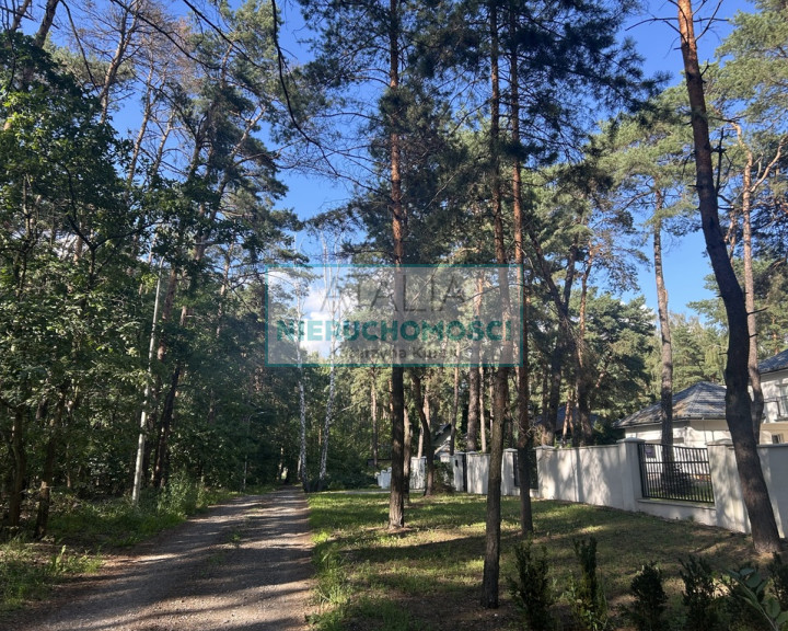 Działka Sprzedaż Sękocin-Las